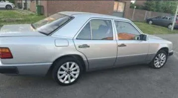 Mercedes-Benz 200