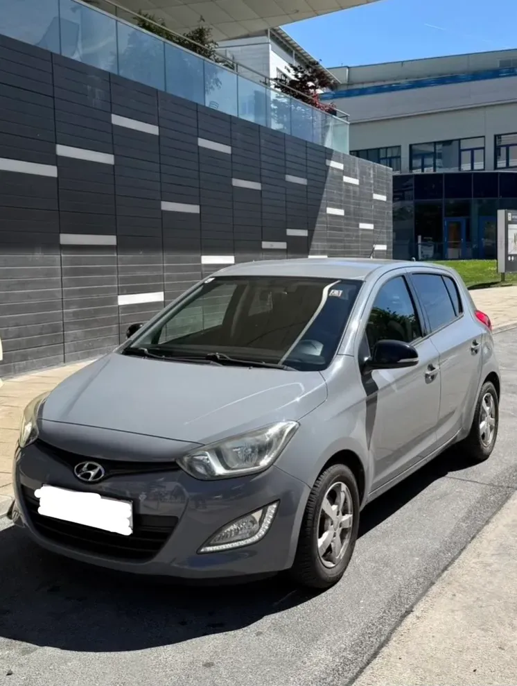 Hyundai I20