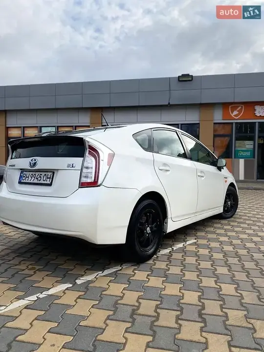 Toyota Prius 2012 photo 4
