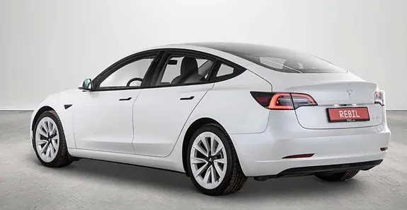 Tesla Model 3 2021 photo 4
