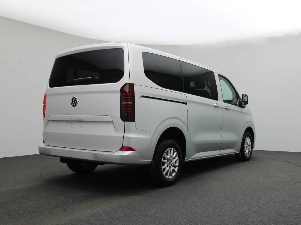 Volkswagen Caravelle 2025 photo 2