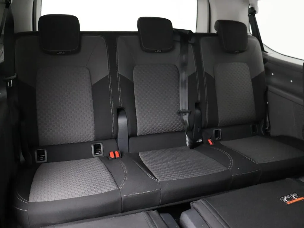 Volkswagen Caravelle 2025 photo 5