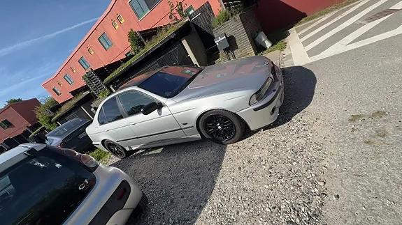BMW 528I 1999 photo 2