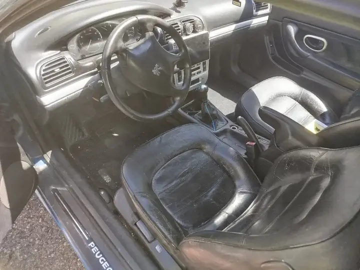 Peugeot 406