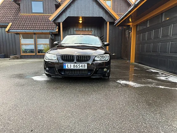 BMW 330D 2007 photo 4