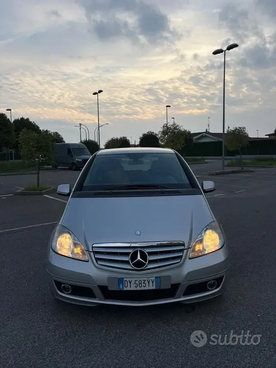 Mercedes-Benz A