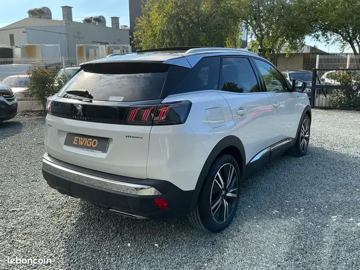 Peugeot 3008 2021 photo 2