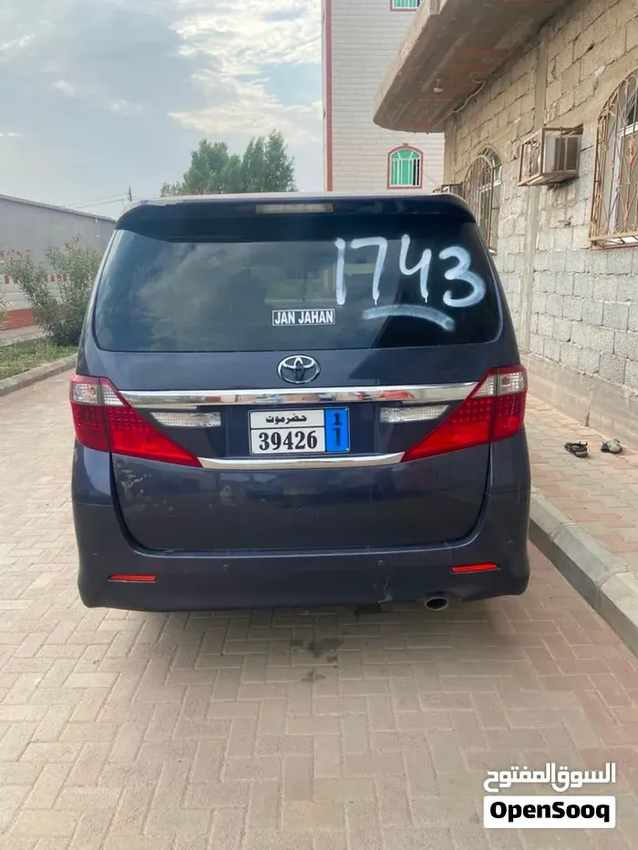 Toyota Alphard 2009 photo 5