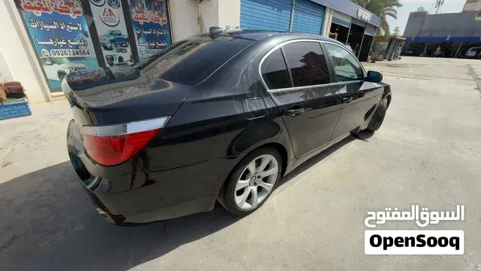BMW 5 Series 2004 photo 4