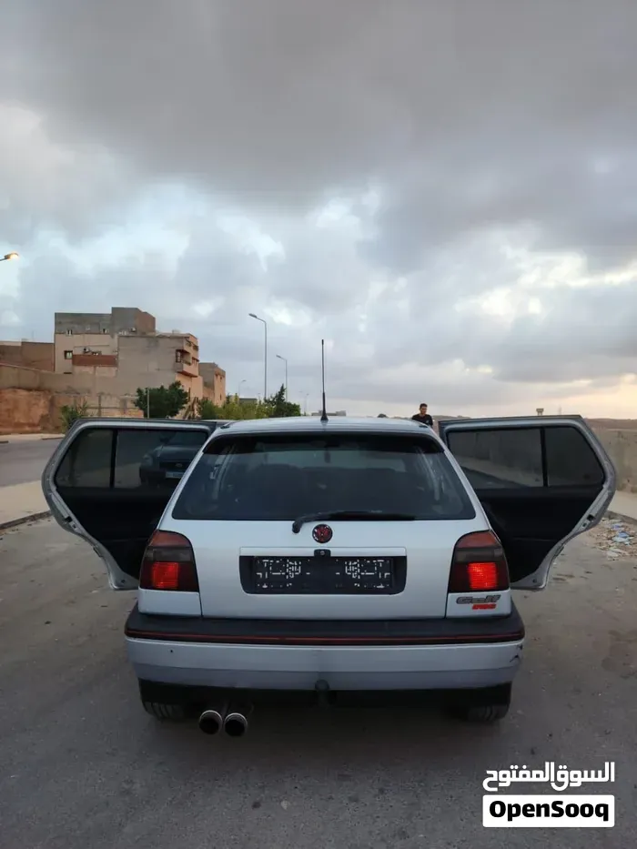 Volkswagen Golf 1997 photo 2