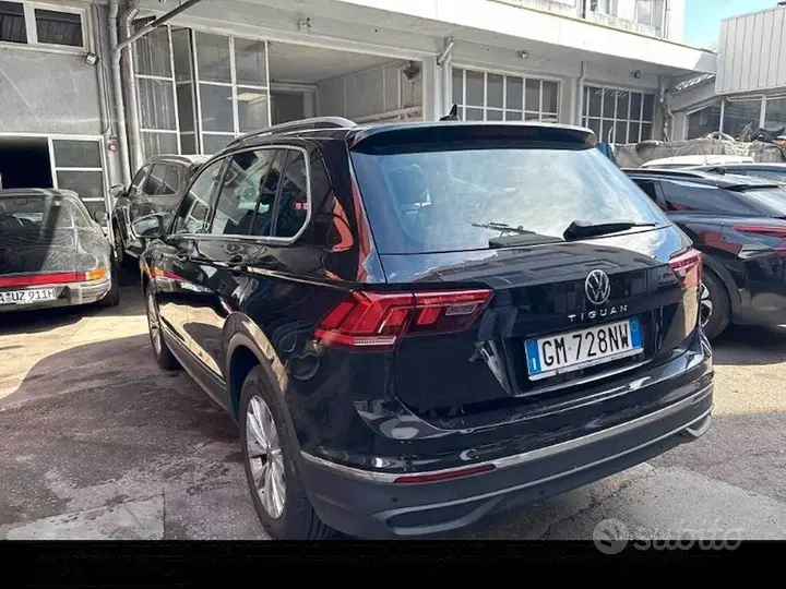 Volkswagen Tiguan 2023 photo 3