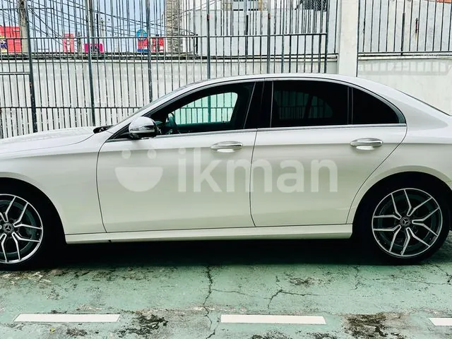 Mercedes-Benz E200 2023 photo 3
