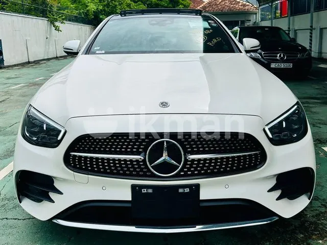 Mercedes-Benz E200
