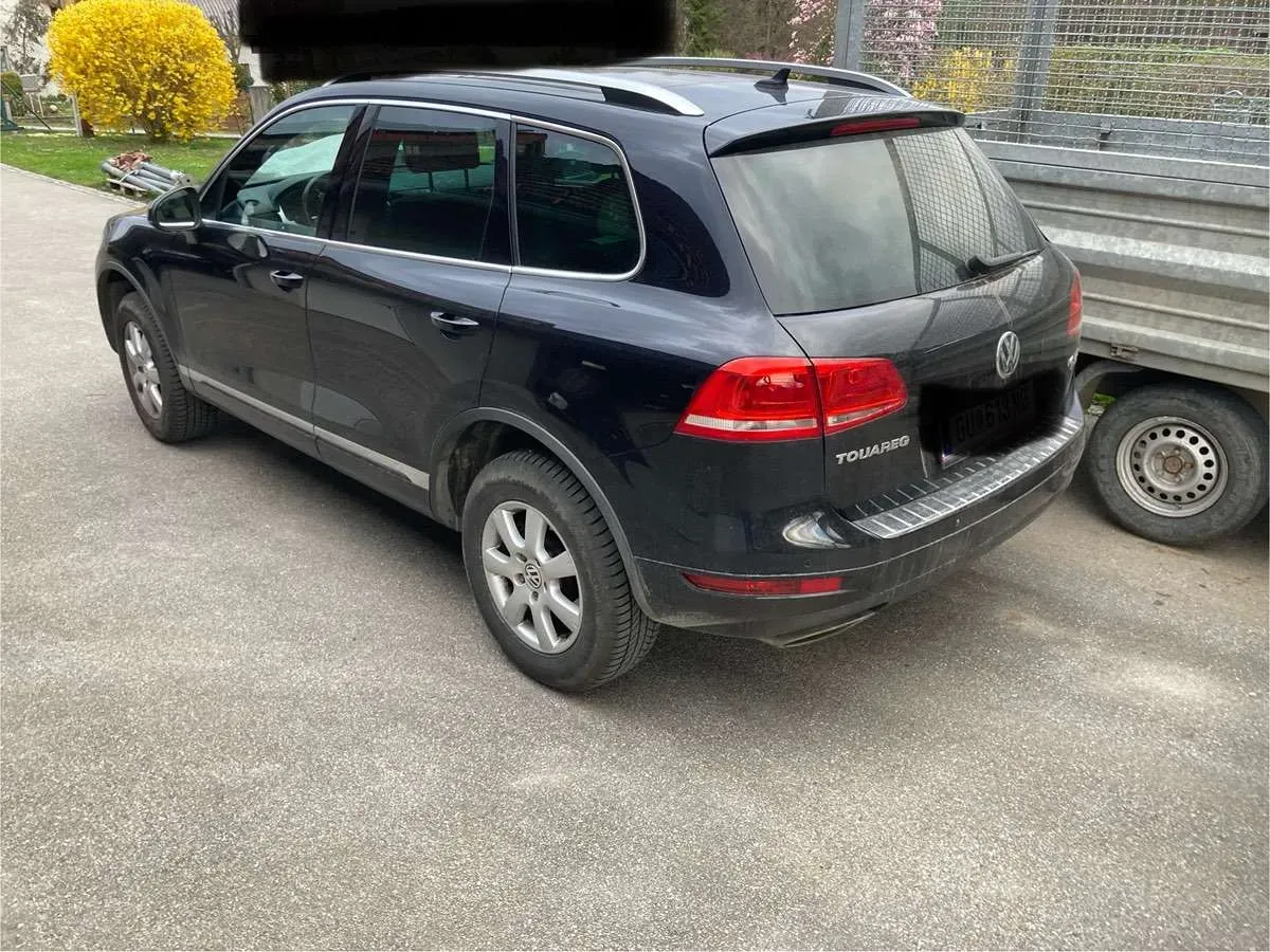 Volkswagen Touareg 2011 photo 2