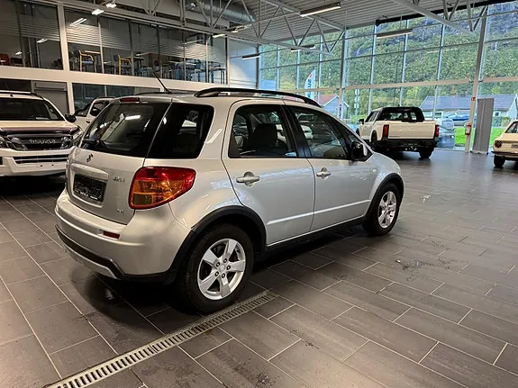 Suzuki Sx4 2010 photo 5