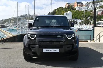 Land Rover Defender 2026 photo 5