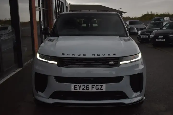 Land Rover Range Rover Sport 2026 photo 3