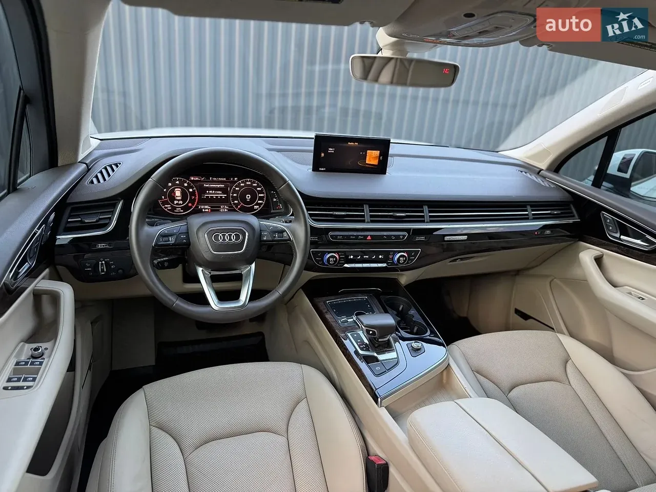 Audi Q7 2017 photo 4