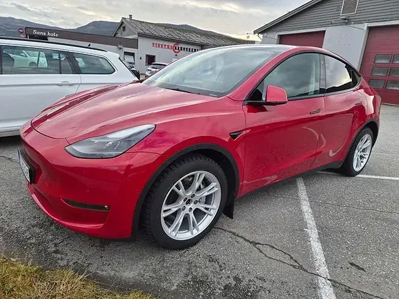 Tesla Model Y 2021 photo 2
