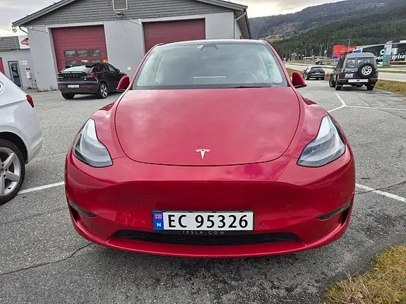 Tesla Model Y 2021 photo 3