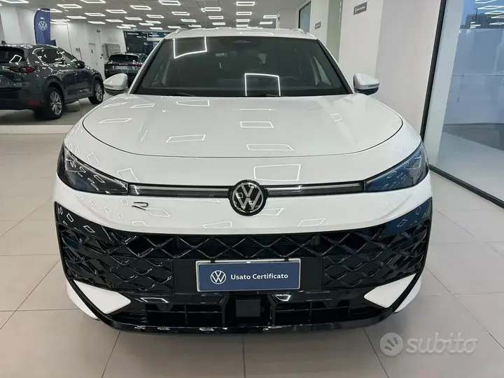 Volkswagen T-Roc 2026 photo 2