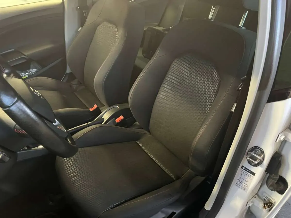 Seat Ibiza 2016 photo 3
