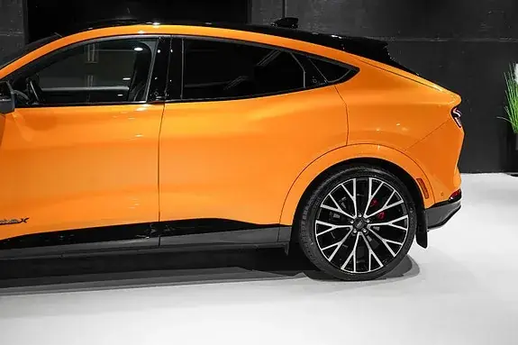 Ford Mustang Mach-E 2023 photo 5