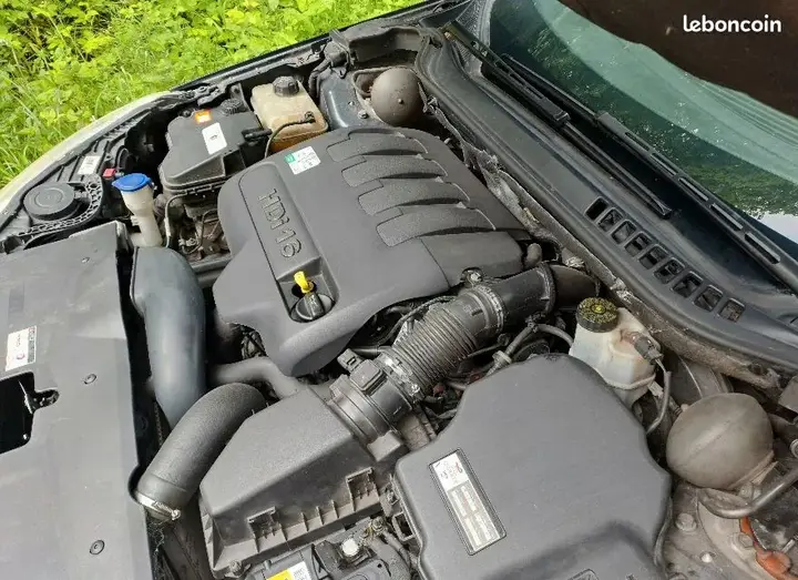 Citroen C5 2010 photo 3