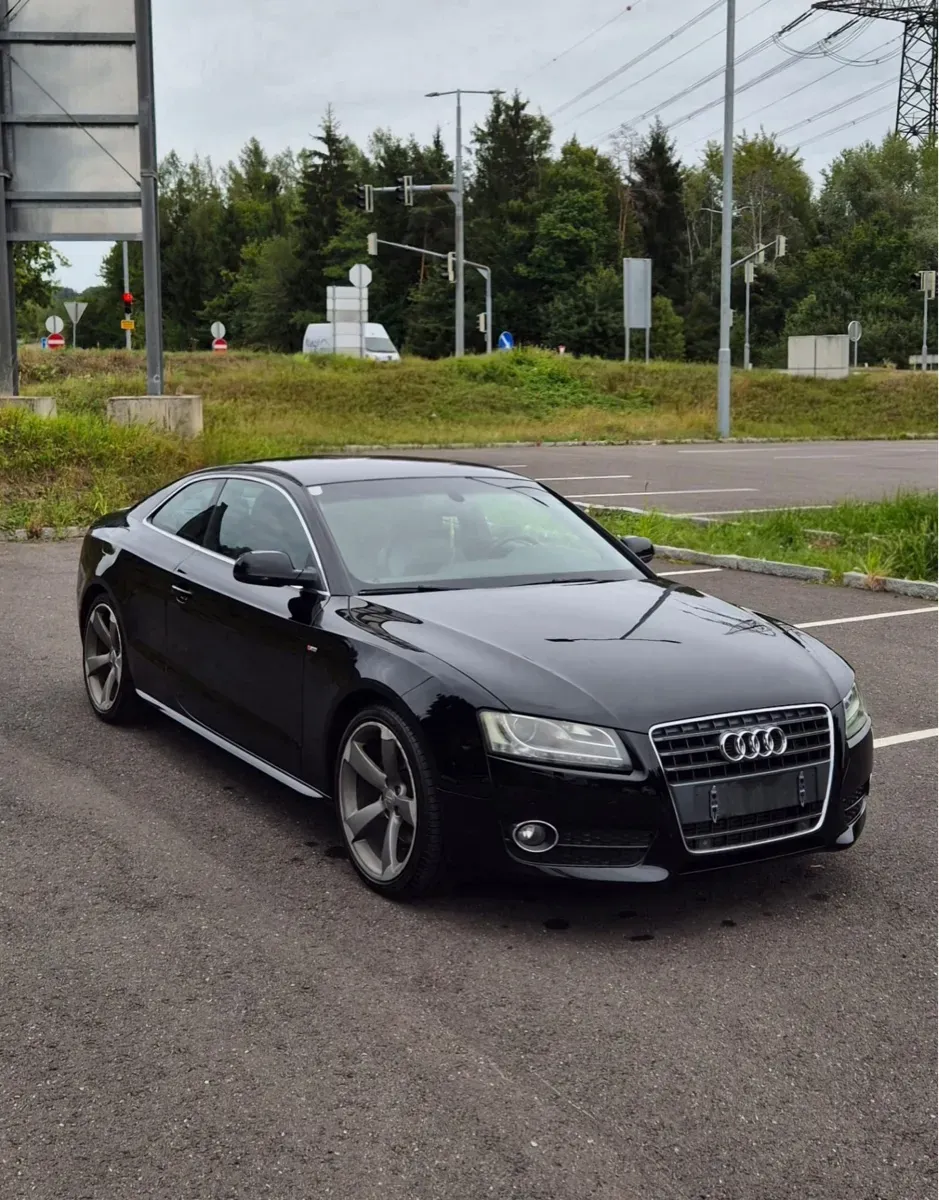 Audi A5 2011 photo 3