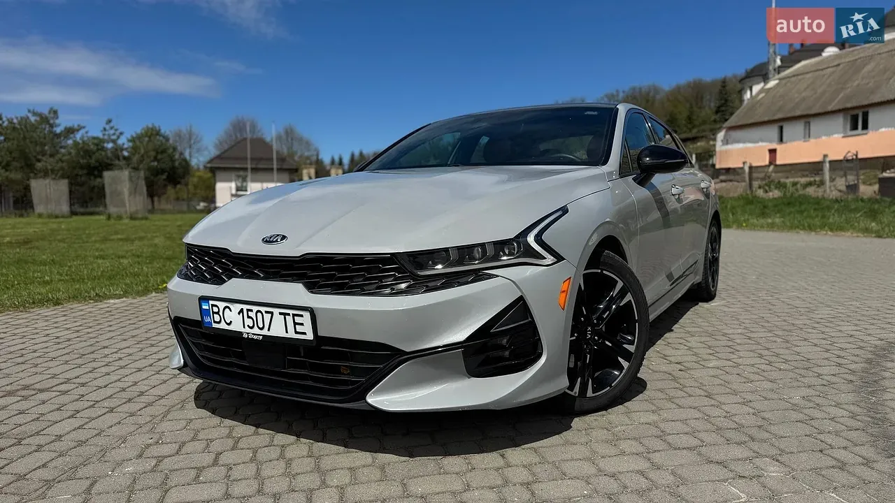 Kia K5