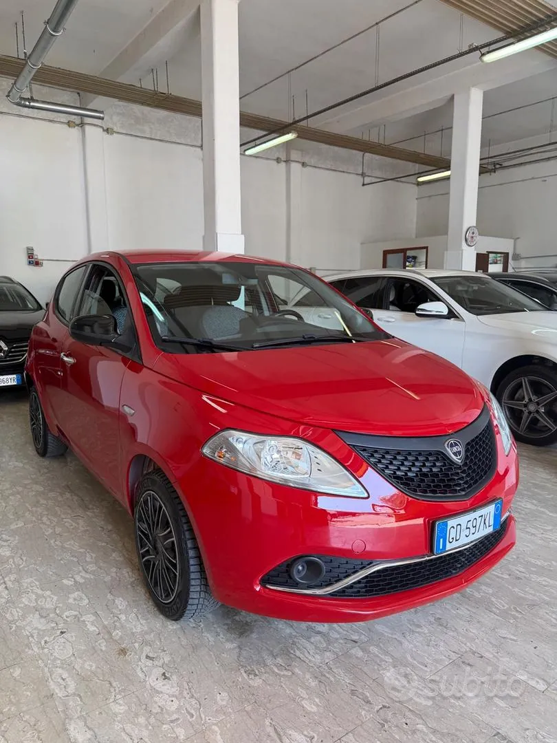 Lancia Ypsilon 2020 photo 2