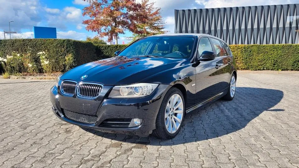 BMW 330I Touring