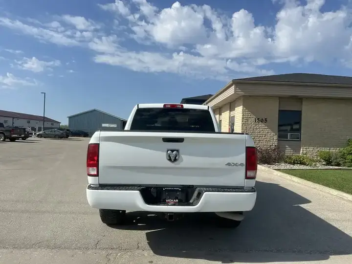 Ram 1500 2021 photo 4