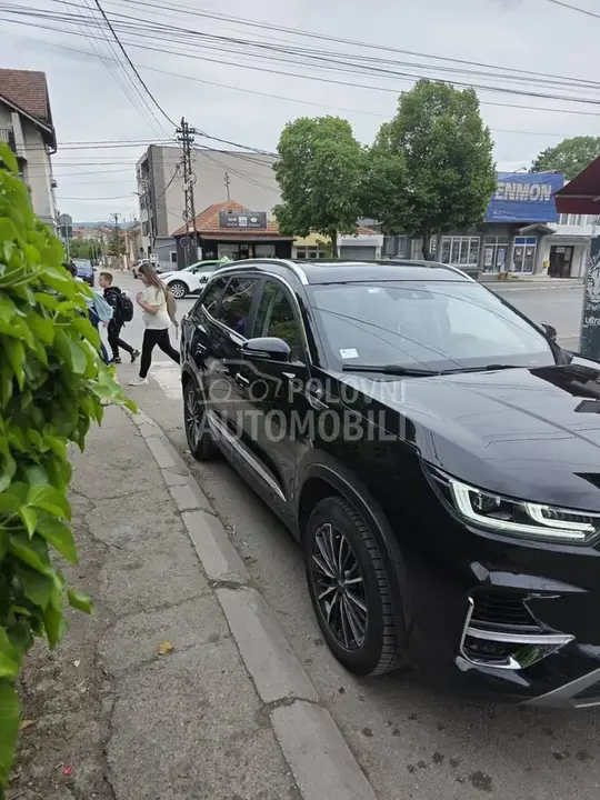 Chery Tiggo 8 2023 photo 3