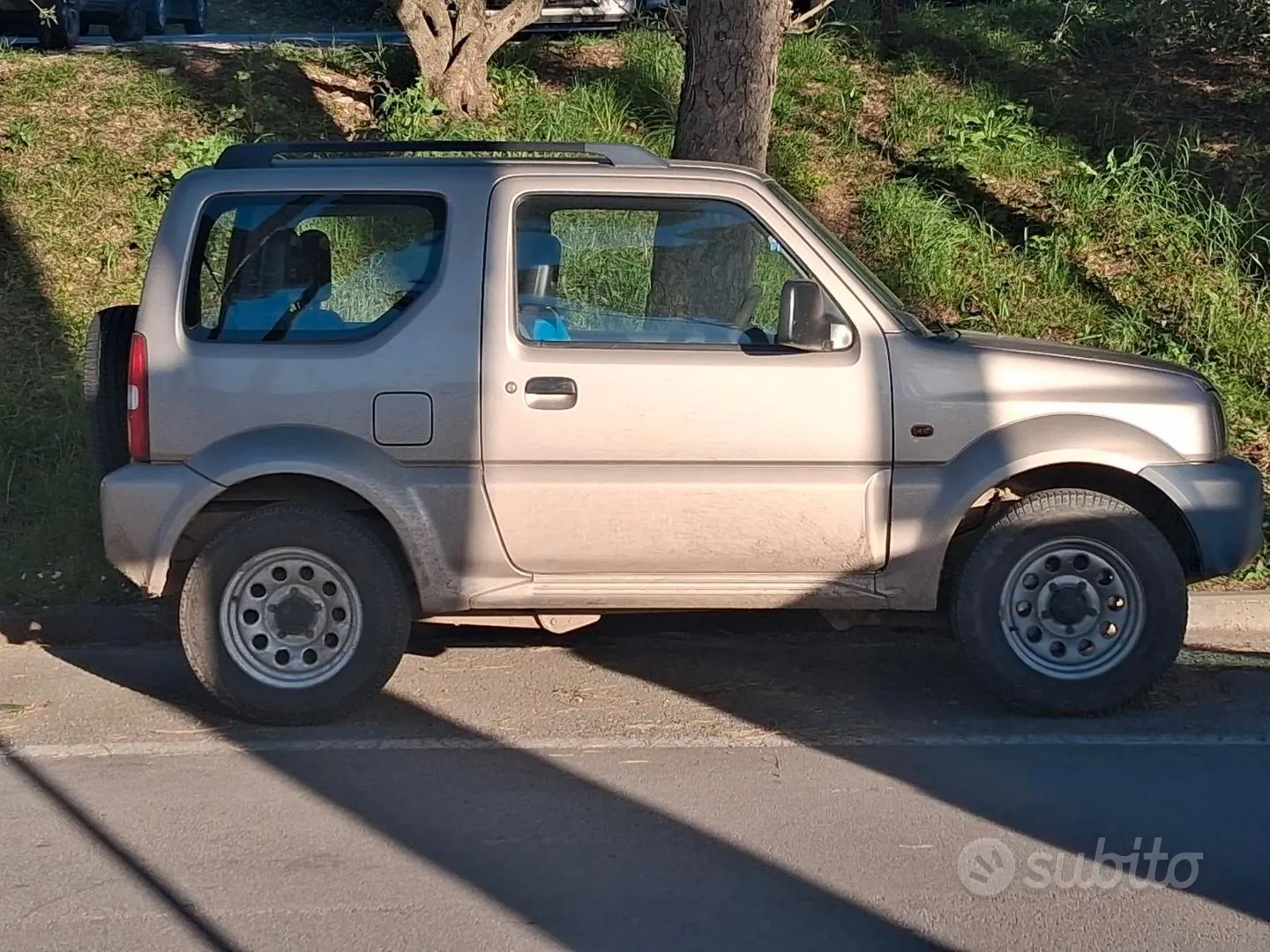 Suzuki Jimny 2002 photo 2