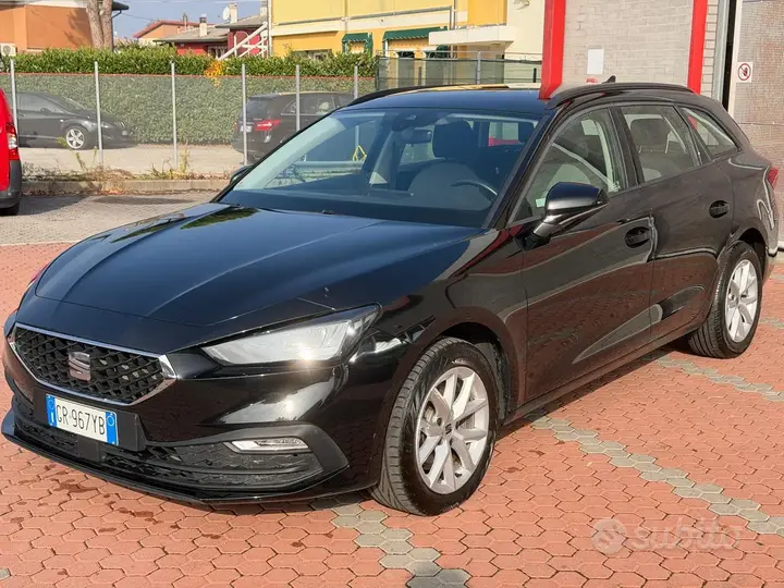 Seat Leon 2023 photo 3