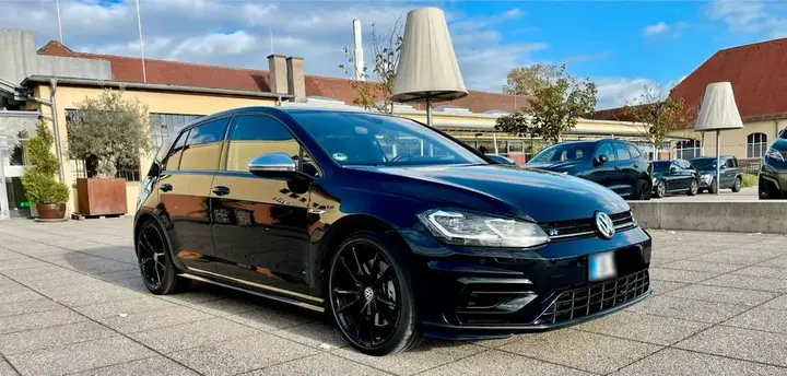Volkswagen Golf 7 R