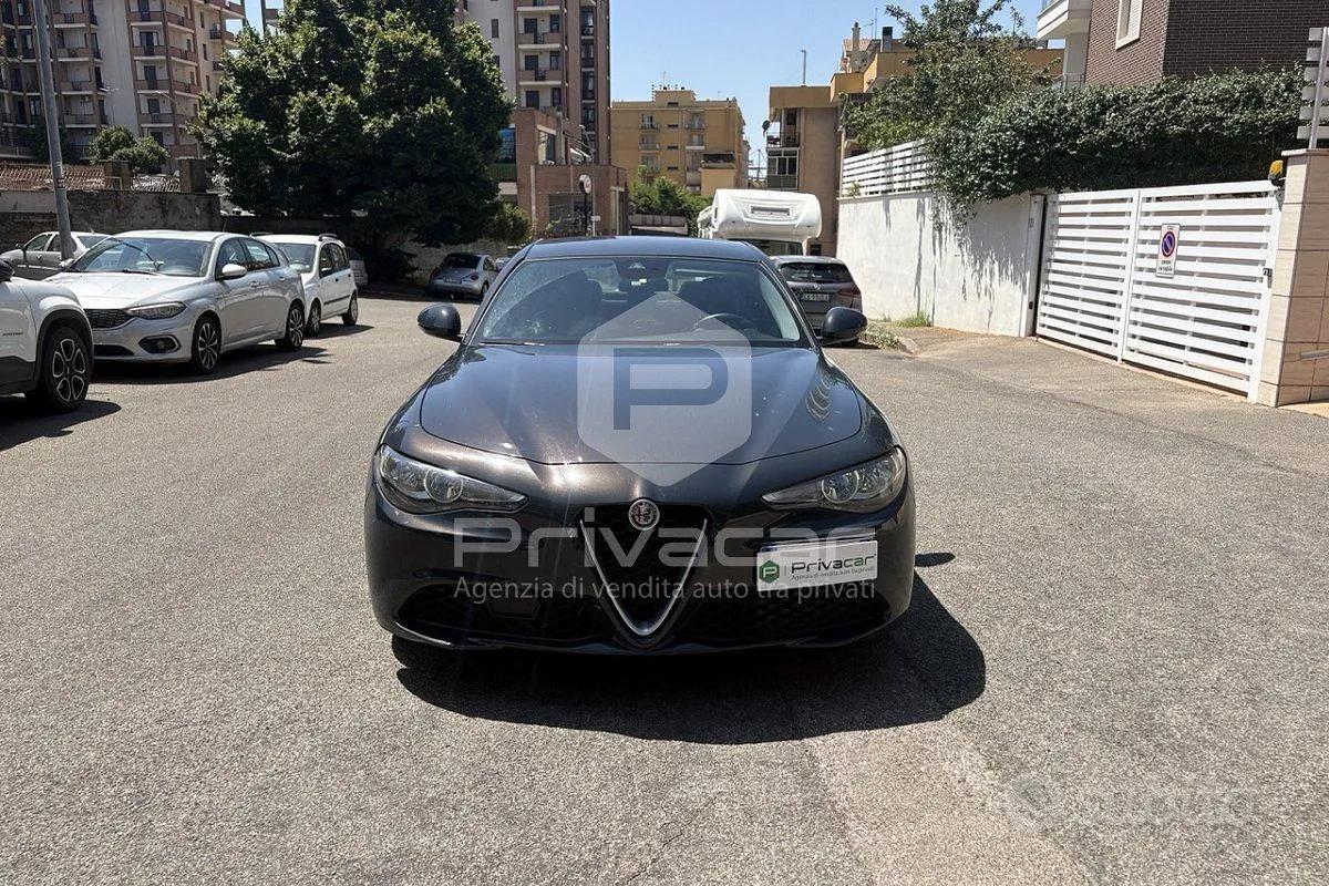 Alfa Romeo Giulia 2018 photo 3