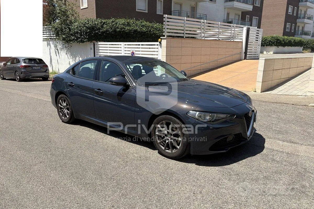 Alfa Romeo Giulia 2018 photo 4