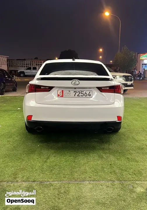 Lexus Is 250 2014 photo 2
