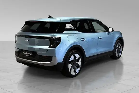 Ford Explorer 2025 photo 5
