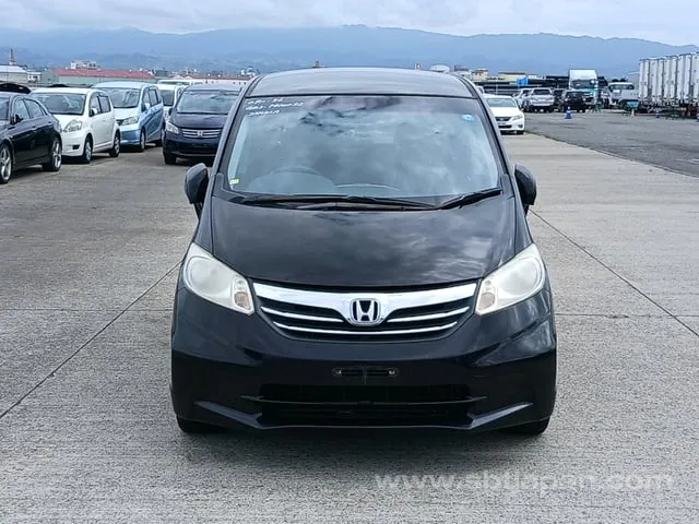 Honda Freed 2012 photo 5