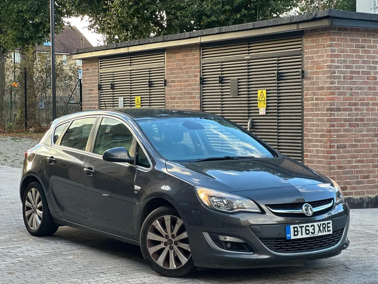 Vauxhall Astra 2014 photo 3