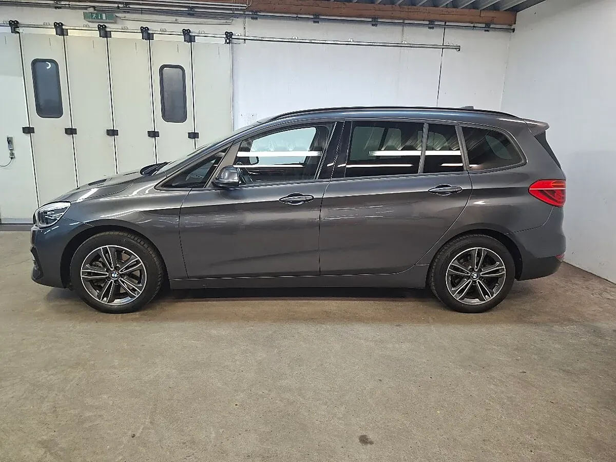 BMW 2 Series 2022 photo 2