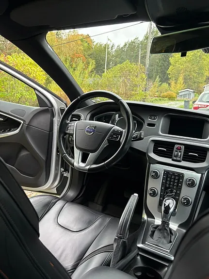 Volvo V40 2015 photo 4
