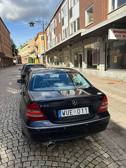 Mercedes-Benz C240 2001 photo 2