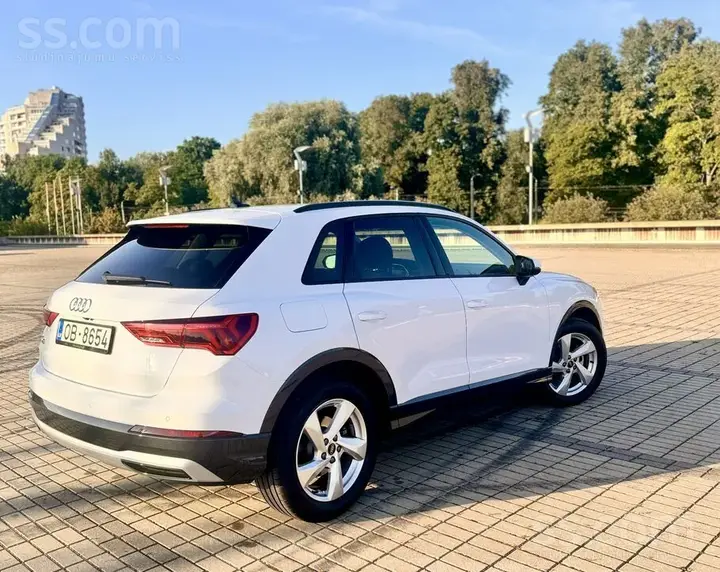 Audi Q3 2025 photo 3