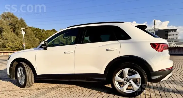 Audi Q3 2025 photo 4