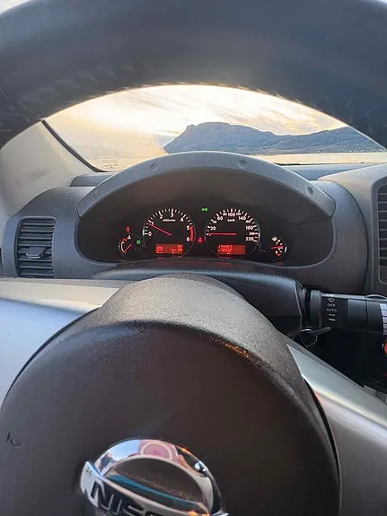 Nissan Navara 2014 photo 5