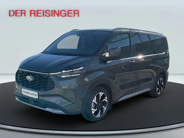Ford Tourneo Custom 2026 photo 2